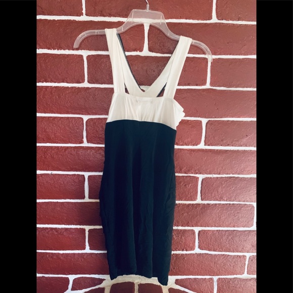 Black/White Prom Graduation Dress - Picture 3 of 3